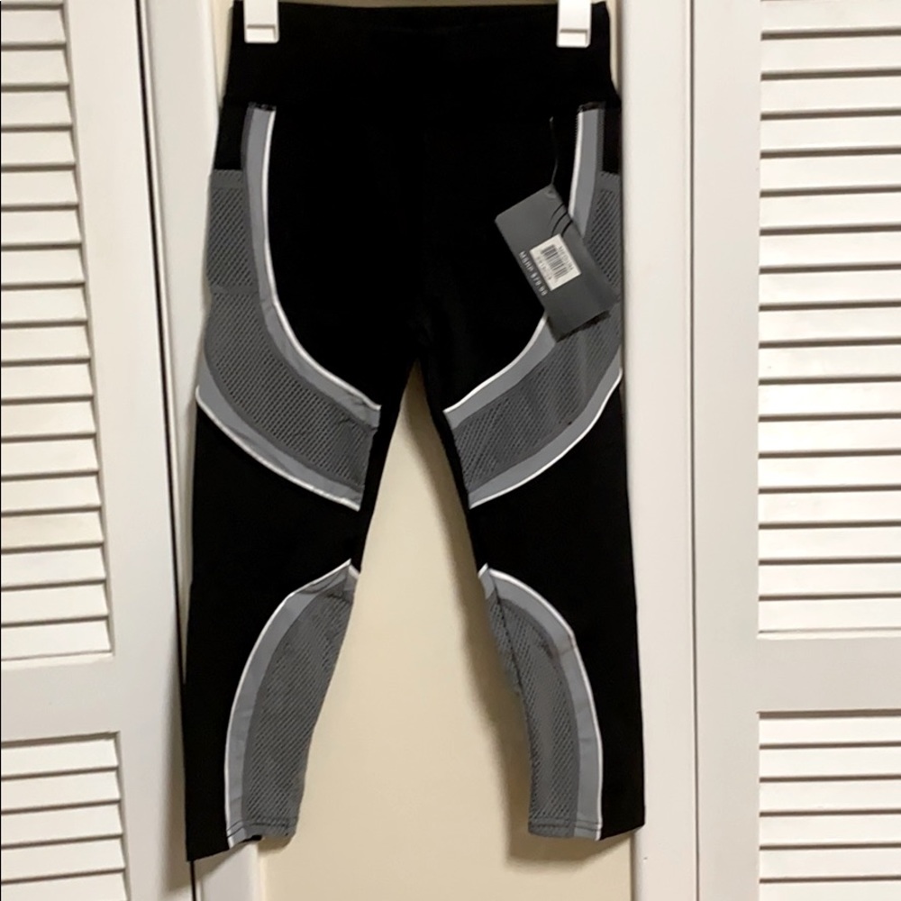 Brand new Ankle legging